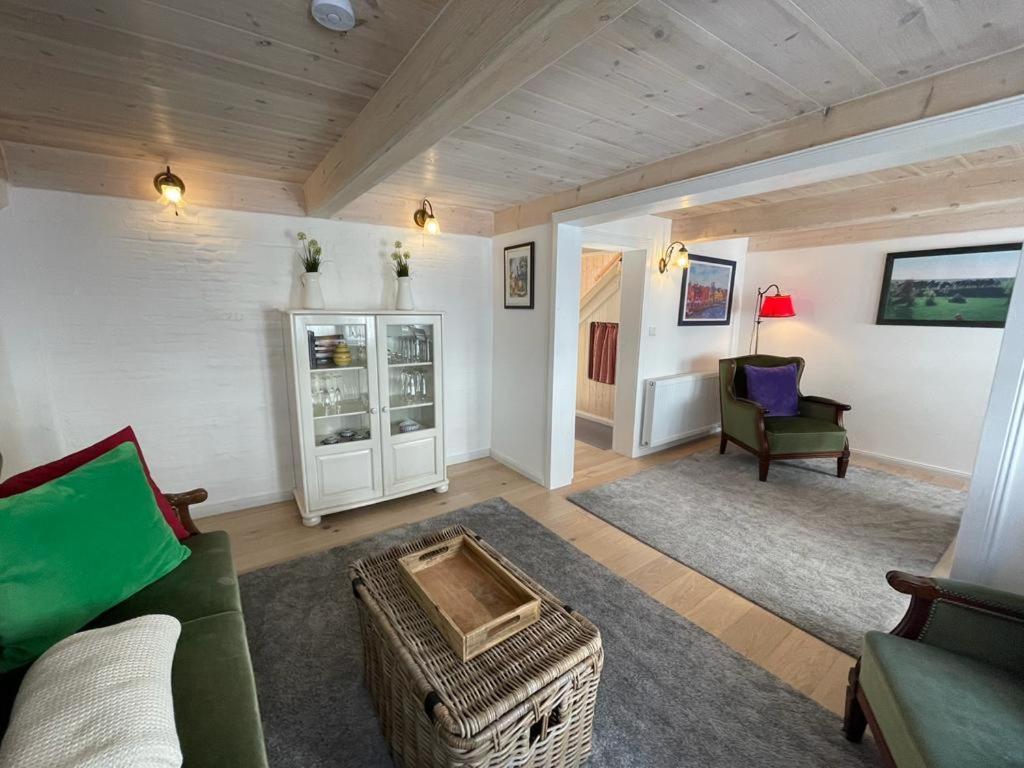 Teestuuv Appartement Husum  Buitenkant foto